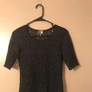 BKE Sheer Lace 3/4 Sleeve